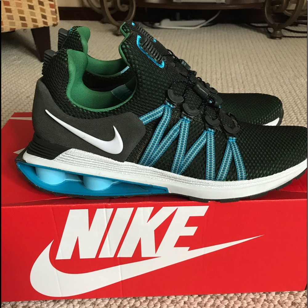 Nike shox gravity size 10.5
